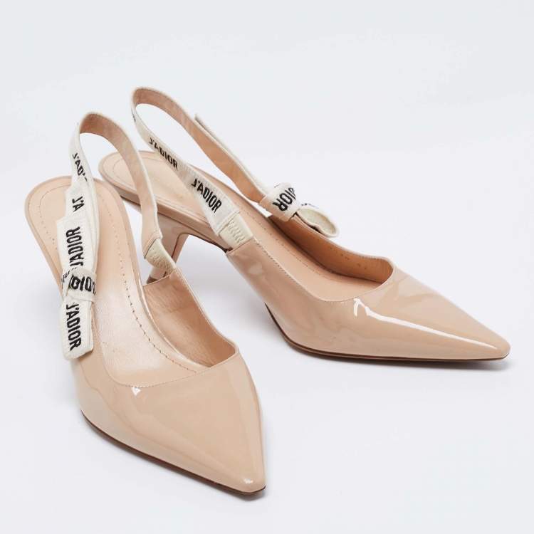 مملوكة مسبقًا Dior Beige Patent Leather J'adior Slingback Pumps Size 41