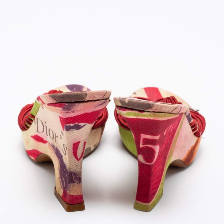 مملوكة مسبقًا Dior Multicolor Print Fabric Wedge Platform Slide Sandals Size 38