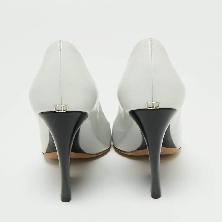 Pre Owned Dior Off White/Black Patent Leather Eclipse Peep Toe Pumps Size 38.5