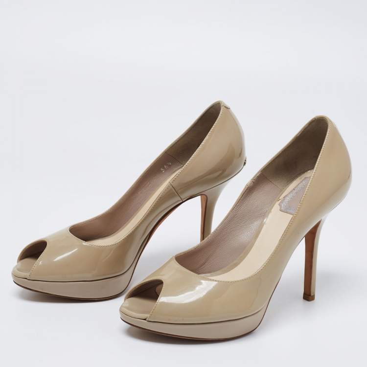 Pre Owned Dior Two Tone Patent Leather Platform Peep Toe Pumps Size 36.5