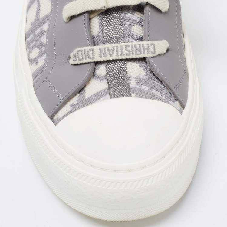 مملوكة مسبقًا Dior Grey/White Knit Fabric And Leather Walk'n'Dior High-Top Sneakers Size 36