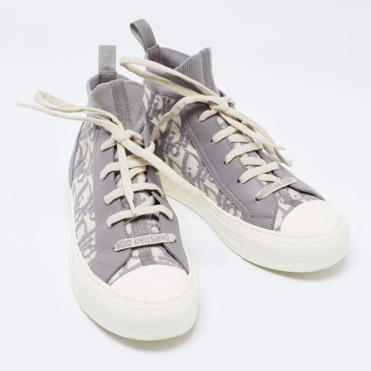 مملوكة مسبقًا Dior Grey/White Knit Fabric And Leather Walk'n'Dior High-Top Sneakers Size 36