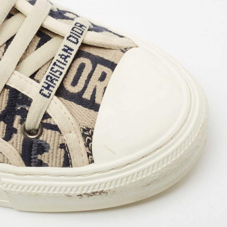 Pre Owned Dior White/Deep Blue Oblique Canvas Walk'n'Dior Low Top Sneakers Size 37