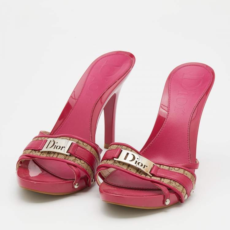Pre Owned Dior Pink/Beige Leather And Canvas Mules Sandals Size 36