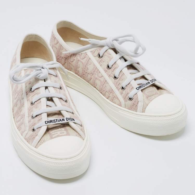مملوكة مسبقًا Dior Pink/White Oblique Embroidered Fabric Walk'n'Dior Sneakers Size 41.5