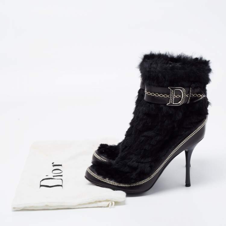 Pre Owned Dior Black Fur and Leather Ankle Length Booties Size 39