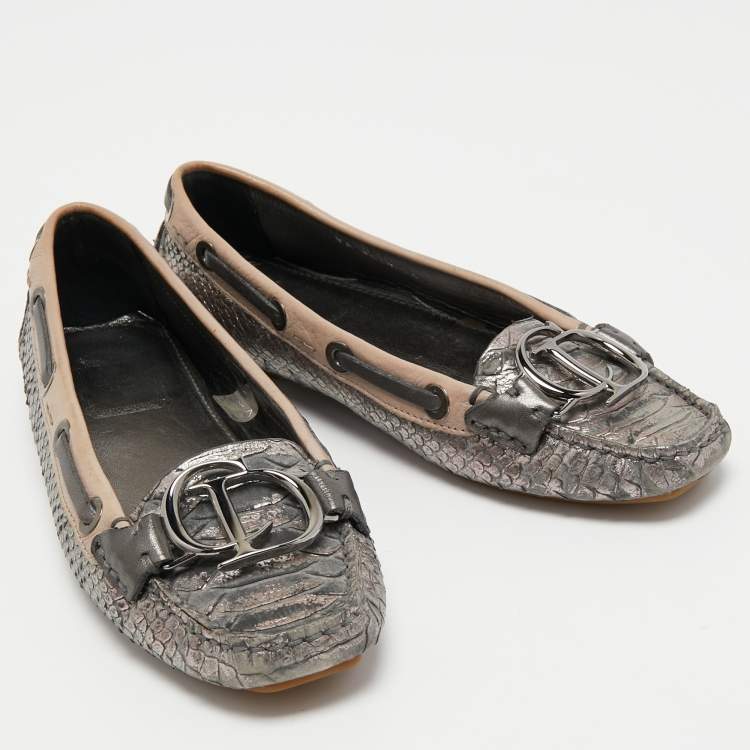 Pre Owned Dior Metallic Silver Python Embossed Leather CD Loafers Size 35