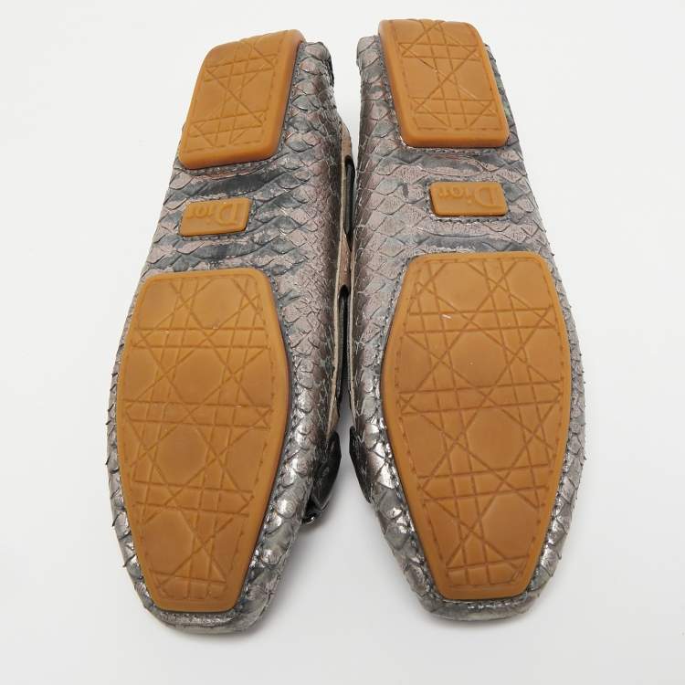 Pre Owned Dior Metallic Silver Python Embossed Leather CD Loafers Size 35