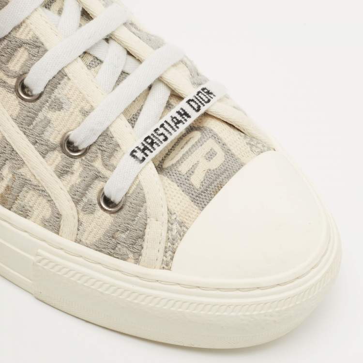 Pre Owned Dior Off White/Grey Oblique Canvas Walk'n'Dior Sneakers Size 40