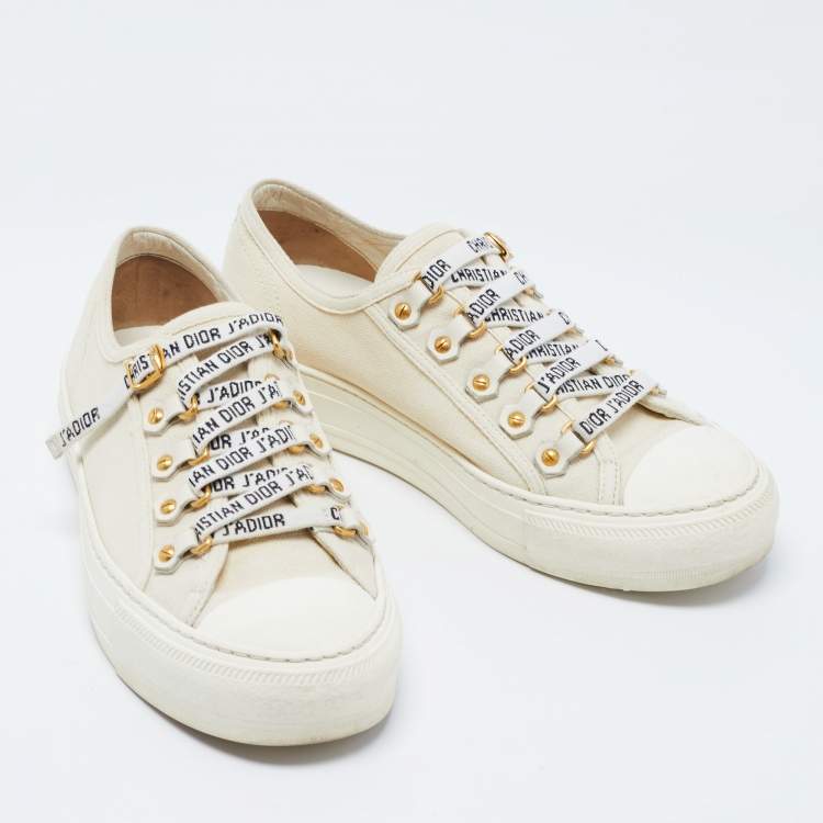 مملوكة مسبقًا Dior White Canvas Walk'n'Dior Low Top Sneakers Size 36.5