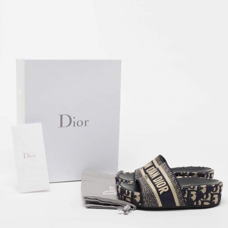 Pre Owned Dior Navy Blue/White Canvas Oblique Embroid D-way Slides Size 35