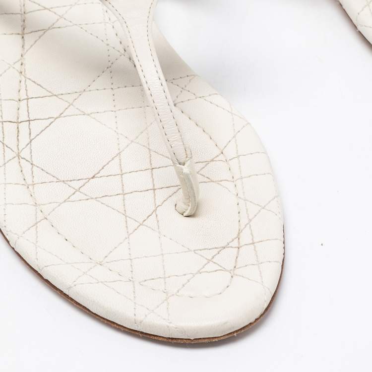 Pre Owned Dior White Leather Bow Thong Flats Size 39