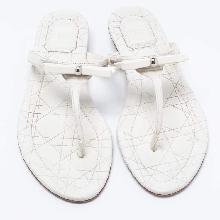 Pre Owned Dior White Leather Bow Thong Flats Size 39