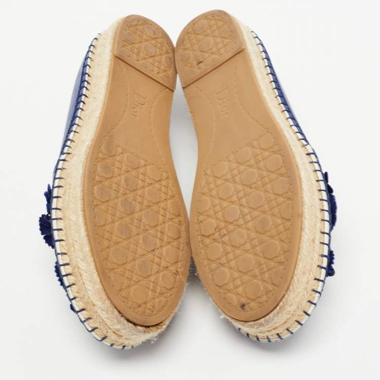 Pre Owned Dior Blue Laser Cut Leather Flower Applique Espadrille Flats Size 35.5