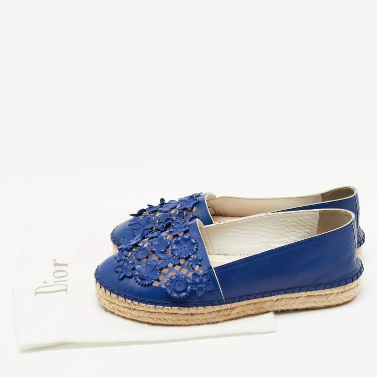 Pre Owned Dior Blue Laser Cut Leather Flower Applique Espadrille Flats Size 35.5