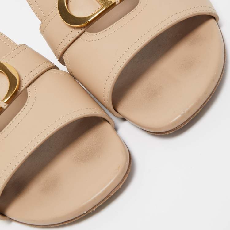 Pre Owned Dior Beige Leather Montaigne Flat Slides Size 41