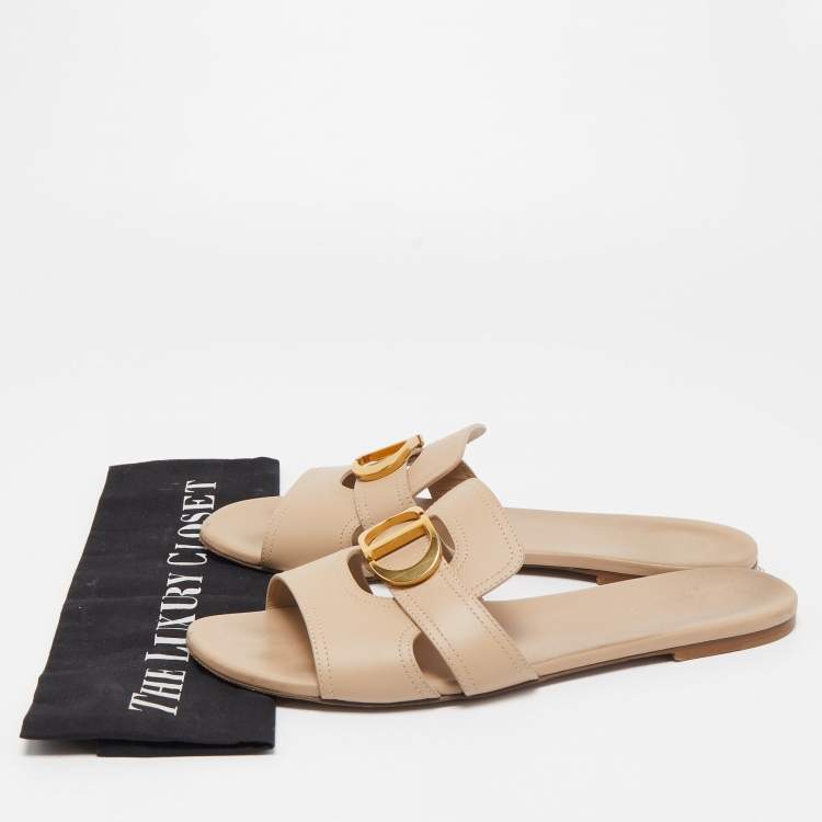Pre Owned Dior Beige Leather Montaigne Flat Slides Size 41