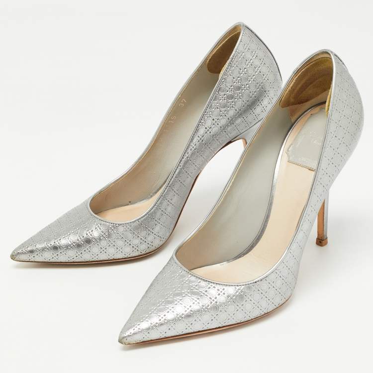 Pre Owned Dior Silver Micro Cannage Leather Cherie Pumps Size 37