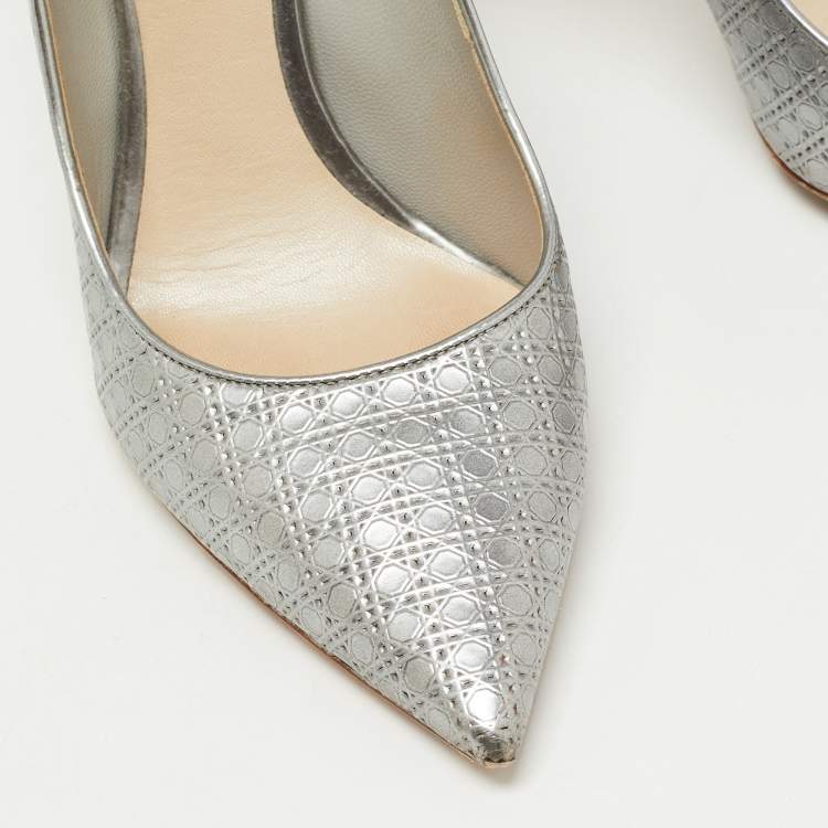 Pre Owned Dior Silver Micro Cannage Leather Cherie Pumps Size 37