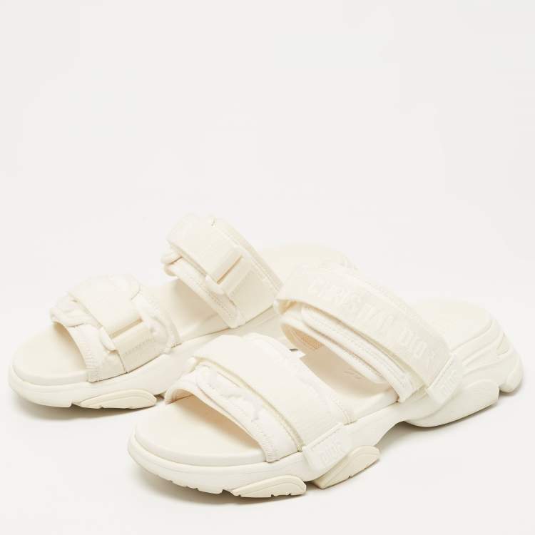 Pre Owned Dior White Fabric and Nylon D-Wander Slides Size 39