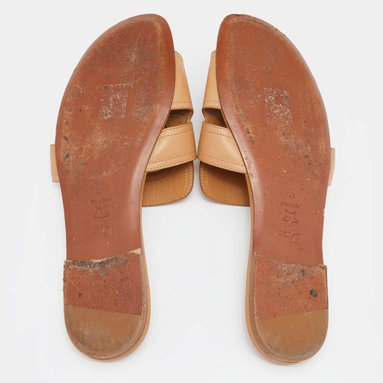 Pre Owned Dior Brown Leather 30 Montaigne Flat Slide Size 40