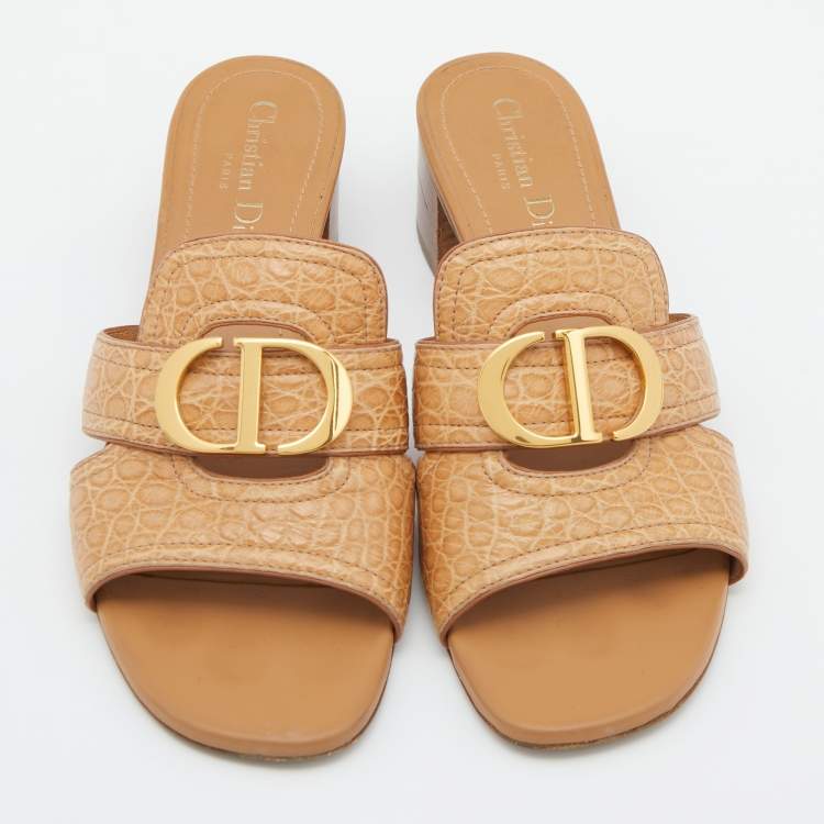 Pre Owned Dior Beige Croc Embossed Leather CD Logo Montaigne Block Heel Slide Sandals Size 39