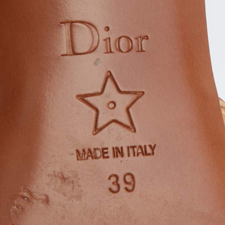 Pre Owned Dior Beige Croc Embossed Leather CD Logo Montaigne Block Heel Slide Sandals Size 39