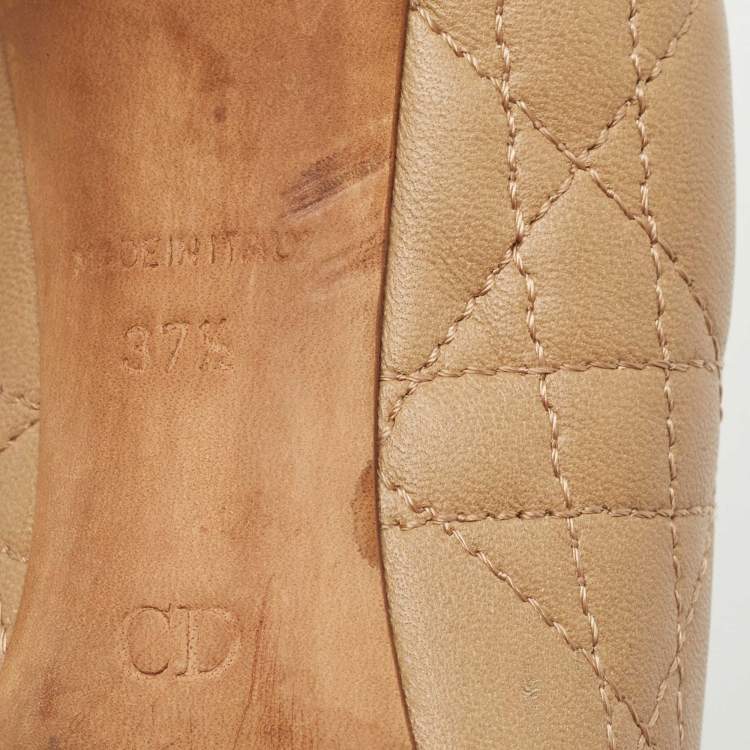 Pre Owned Dior Beige Quilted Leather Pointed Toe Pumps Size 37.5