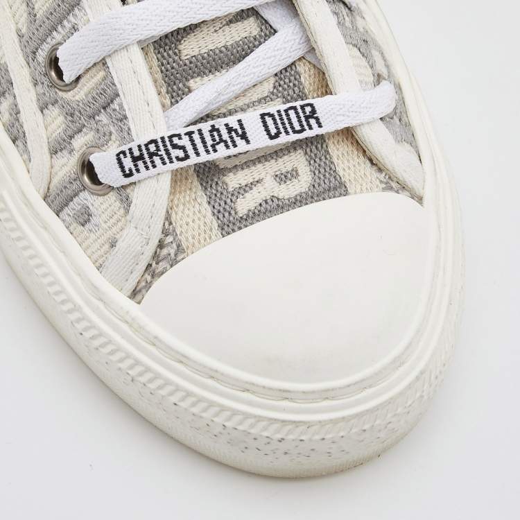 مملوكة مسبقًا Dior GRey/White Canvas Walk'n'Dior  Low Top Sneakers Size 36