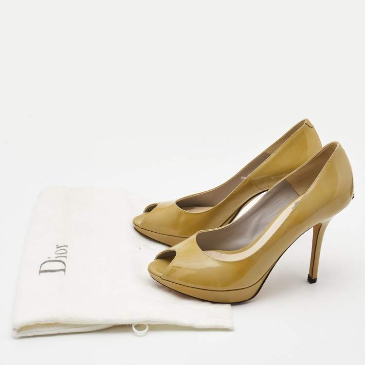 مملوكة مسبقًا Dior Olive Green Patent Leather Miss Dior Pumps Size 37