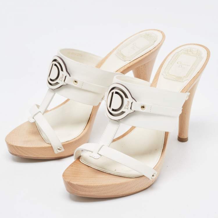 Pre Owned Dior White Leather Logo Accent Clogs Size 37.5
