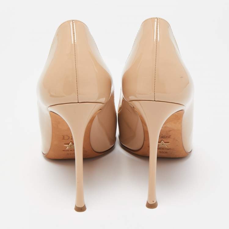 Pre Owned Dior Beige Patent Leather D-Moi Pumps Size 39.5