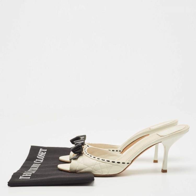 Pre Owned Dior Off White Quilted Leather CD Bow Slide Sandals Size 42 