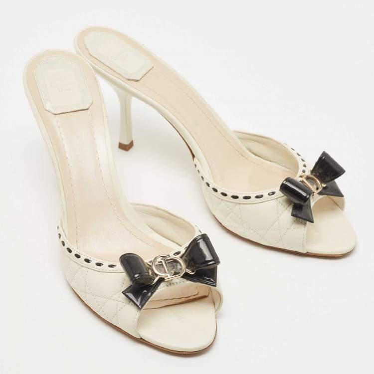 Pre Owned Dior Off White Quilted Leather CD Bow Slide Sandals Size 42 