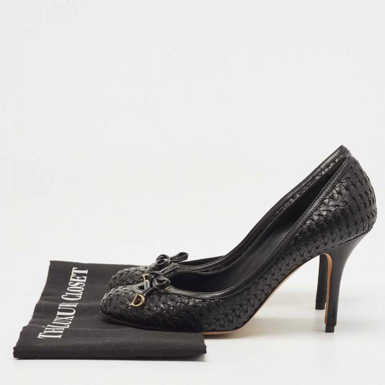 Pre Owned Dior Black Woven Leather CD Charm Bow Pumps Size 38.5