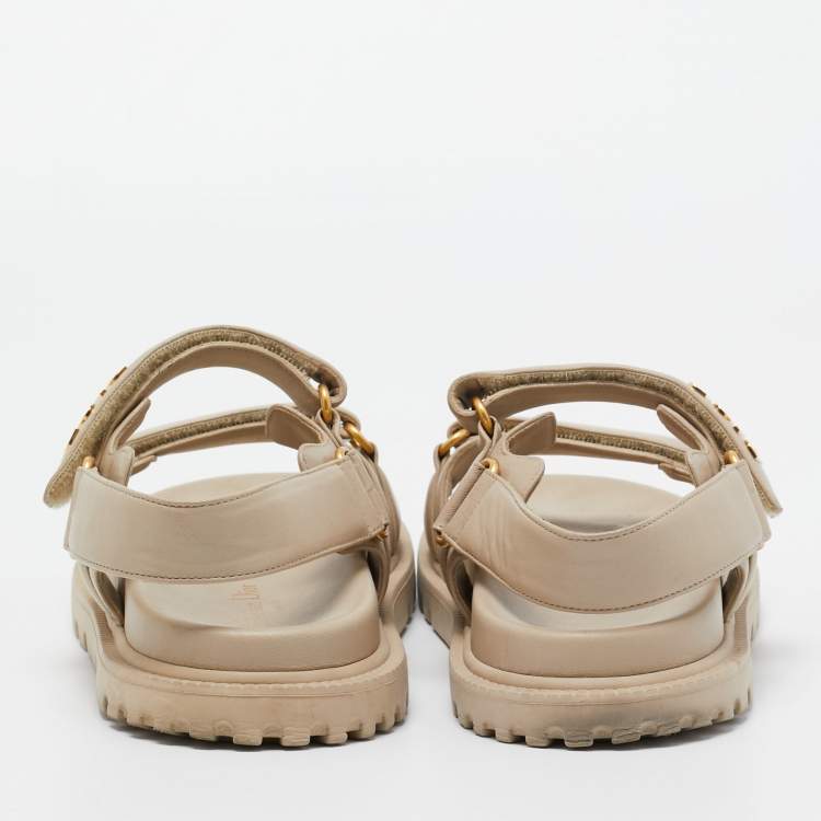 Pre Owned Dior Beige Leather Dior Act Flat Sandals Size 39