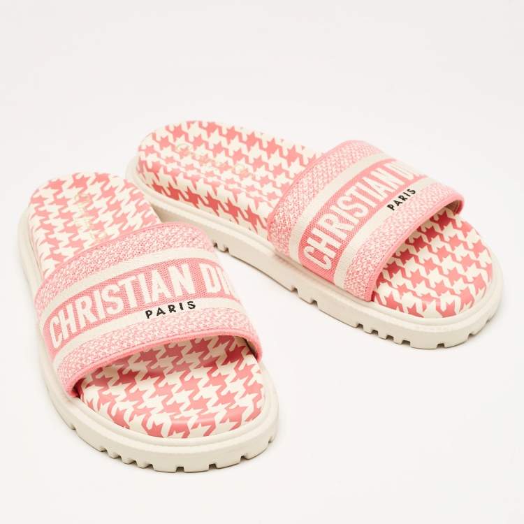 Pre Owned Dior Pink/White Logo Embroidered Canvas Houndstooth Dway Slides Size 38