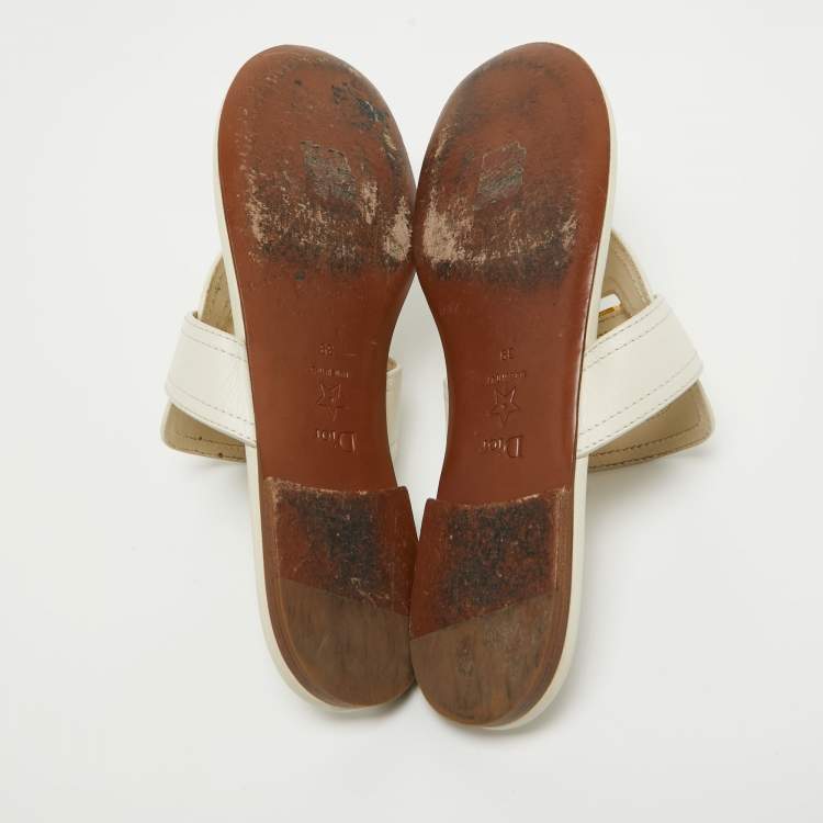 Pre Owned Christian Dior Off White Leather 30 Montaigne Thong Flats Size 39