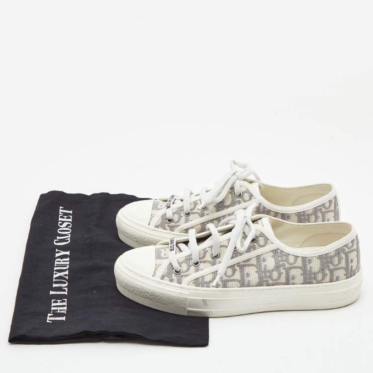 Pre Owned Dior White/Grey Oblique Canvas Walk'n'Dior Sneakers Size 38