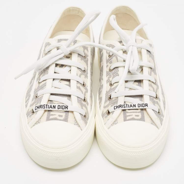 Pre Owned Dior White/Grey Oblique Embroidered Canvas Walk'n'Dior Sneakers Size 38