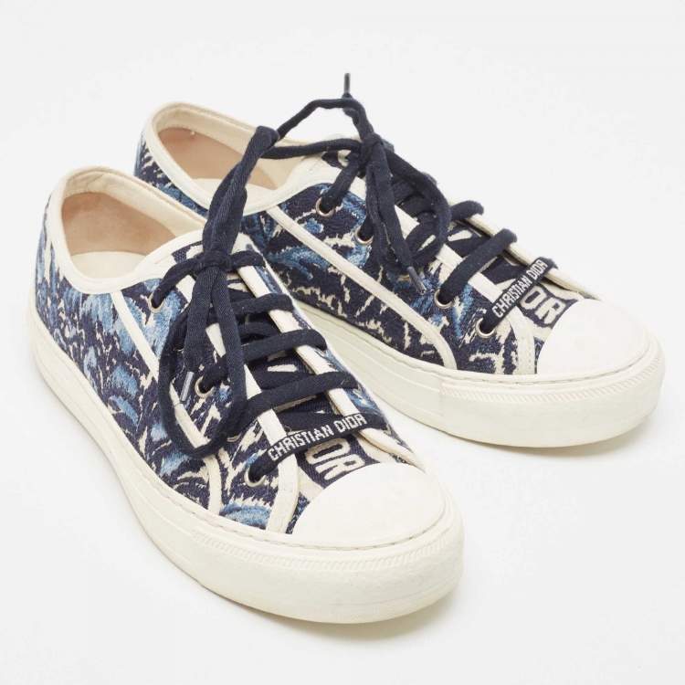 Pre Owned Dior Navy Blue/White Floral Embroidered Canvas Walk'n'Dior Sneakers Size 39
