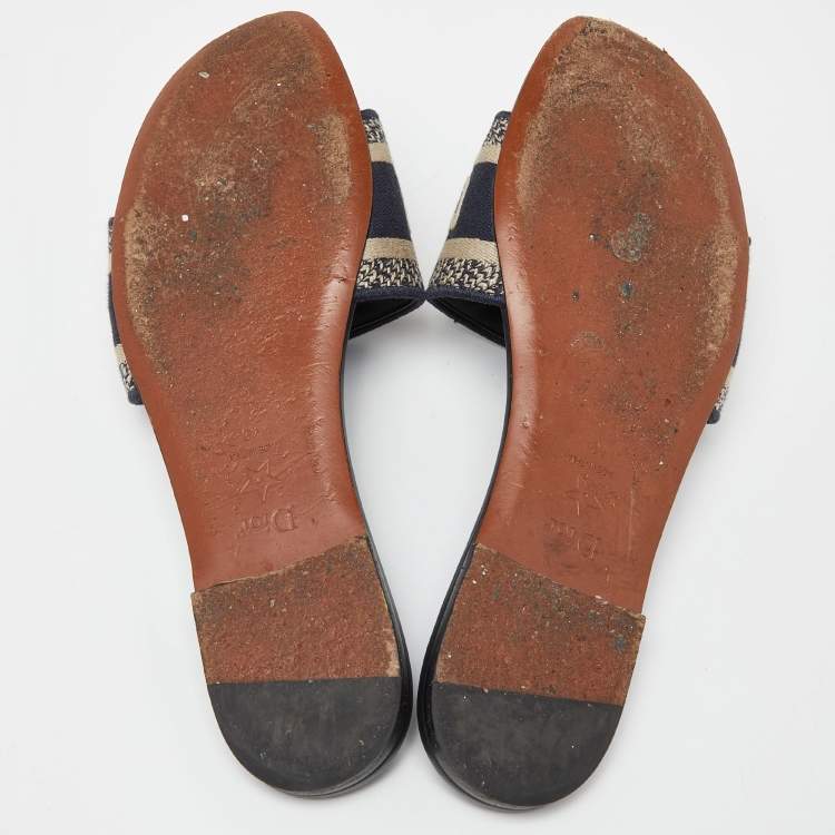 Pre Owned Dior Blue/White Embroidered Canvas Dway Flats Slides Size 40