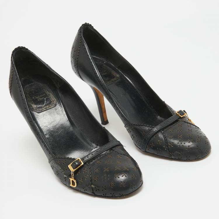 Pre Owned Dior Navy Blue Leather Buckle Round Toe Pumps Size 38.5