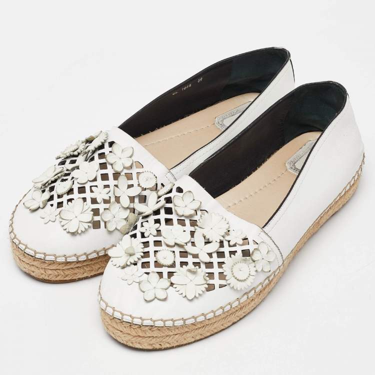 Pre Owned Dior White Laser Cut Leather Flower Applique Flore Flat Espadrilles Size 39