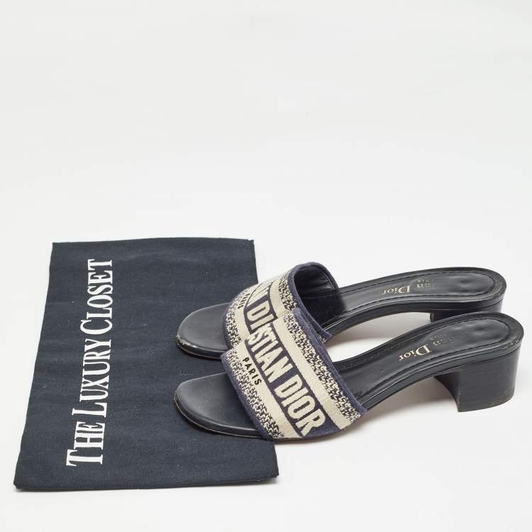 Pre Owned Dior Beige/Blue Canvas Dway Open Toe Slide Sandals Size 34