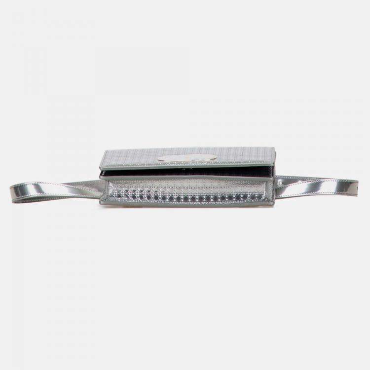 Pre Owned Dior Silver Metallic Patent Microcannage 2 in 1 30 Montaigne Pouch