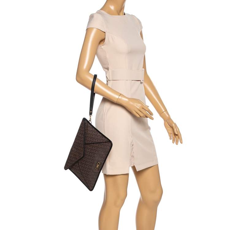 Pre Owned Dkny Brown/Black Canvas and Leather Wristlet Clutch
