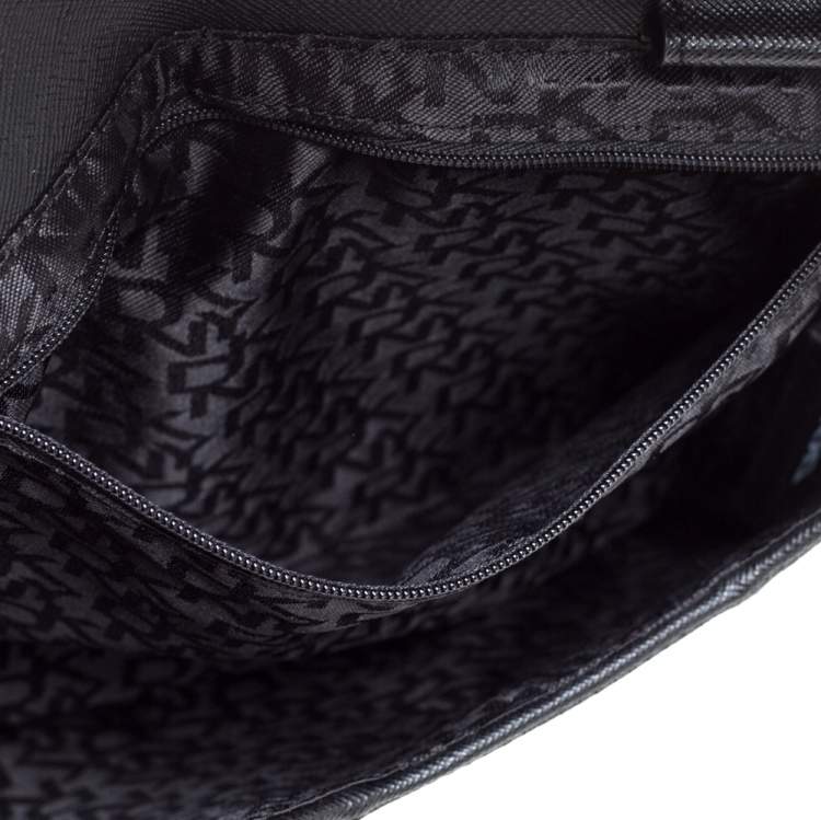 Pre Owned Dkny Brown/Black Canvas and Leather Wristlet Clutch