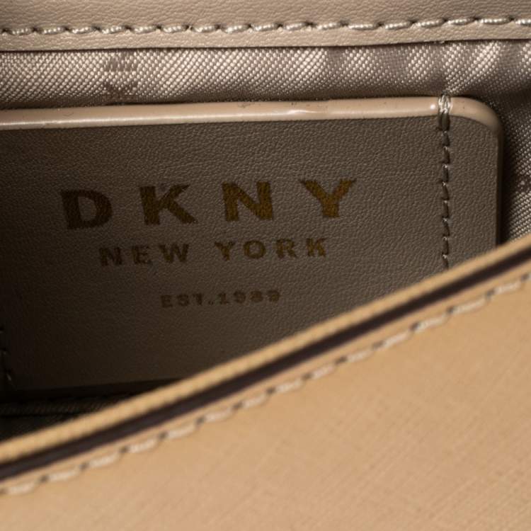 Pre Owned Dkny Beige Leather Small Perla Top Handle Bag
