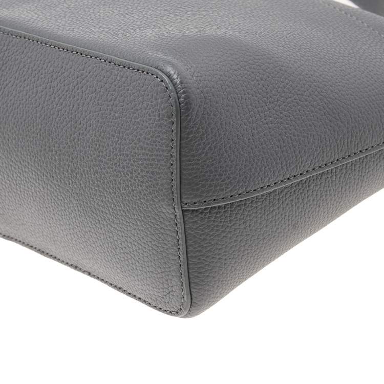 Pre Owned DKNY Grey Leather Winston Crossbody Bag